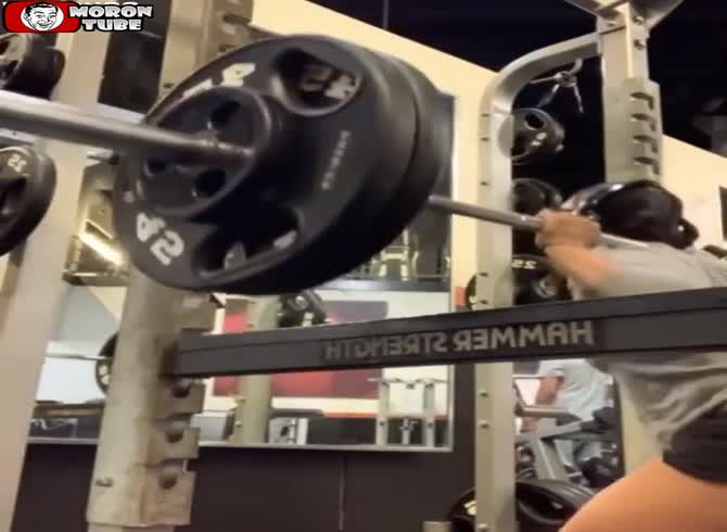 Video :A father, age 23, was shot and killed inside a gym in Ohio